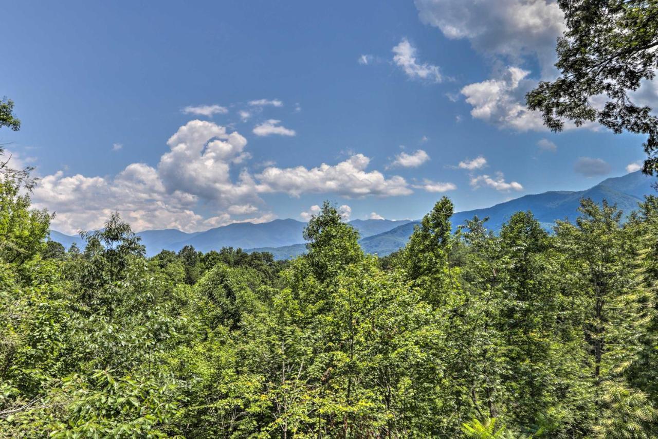 Gatlinburg Cabin With Pool Table And Hot Tub! Exterior foto