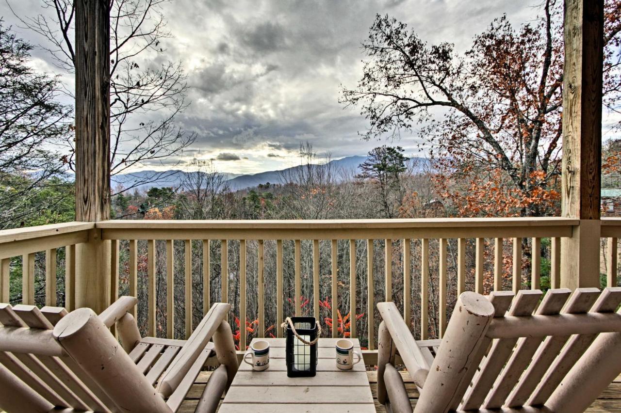 Gatlinburg Cabin With Pool Table And Hot Tub! Exterior foto